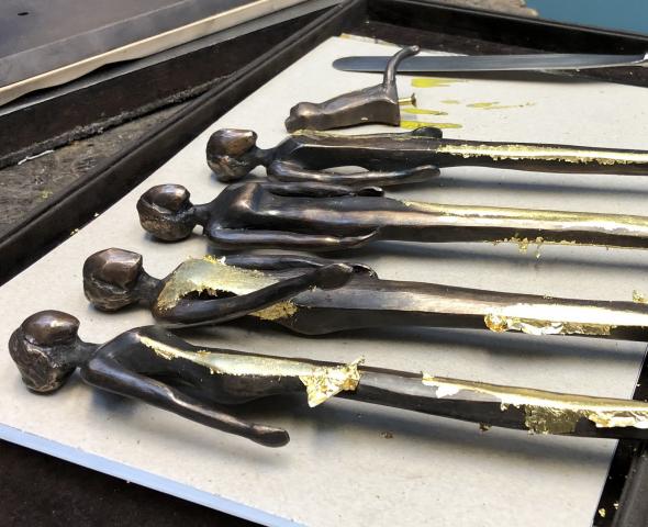 Figuren blattvergoldet